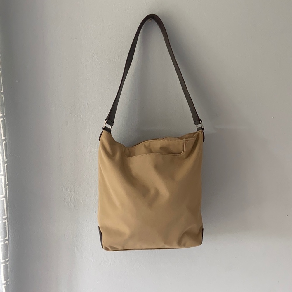 Tumi shoulder bag EUC